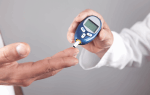 Read more about the article Understanding Hypoglycemia: Symptoms, Causes, and Treatment Options